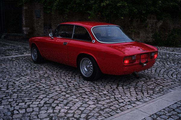 Alfa Romeo GTV 2000 1972 - immagine 4