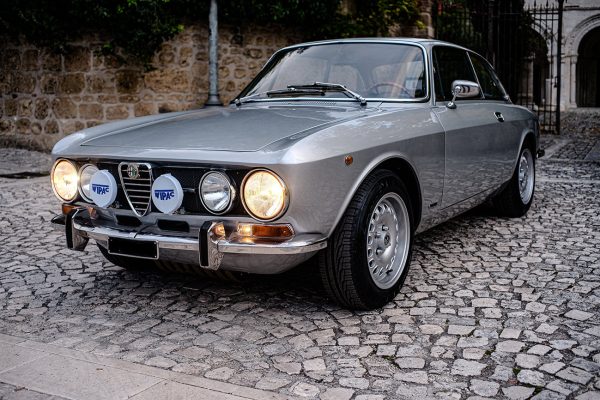 Alfa Romeo GTV 1750 1971 - immagine 2