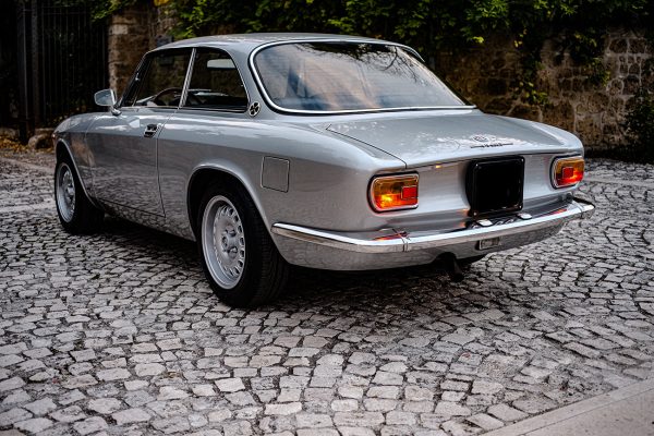 Alfa Romeo GTV 1750 1971 - immagine 7